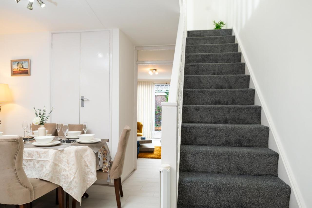 Вілла Spacious House Near Kings Cross Лондон Екстер'єр фото